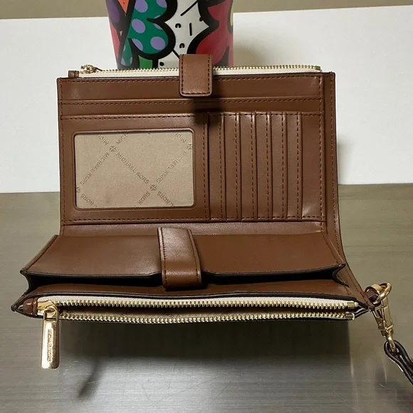 Michael Kors Monogram Beige Wristlet Clutch - Picture 3 of 3